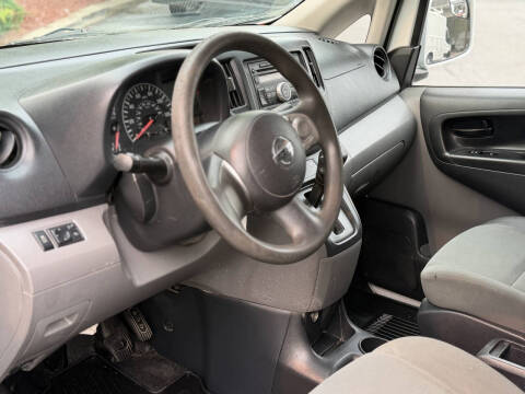 2017 Nissan NV200 S