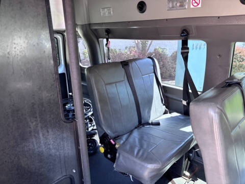 2011 Ford E-Series E-350 SD