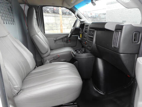 2016 Chevrolet Express 2500