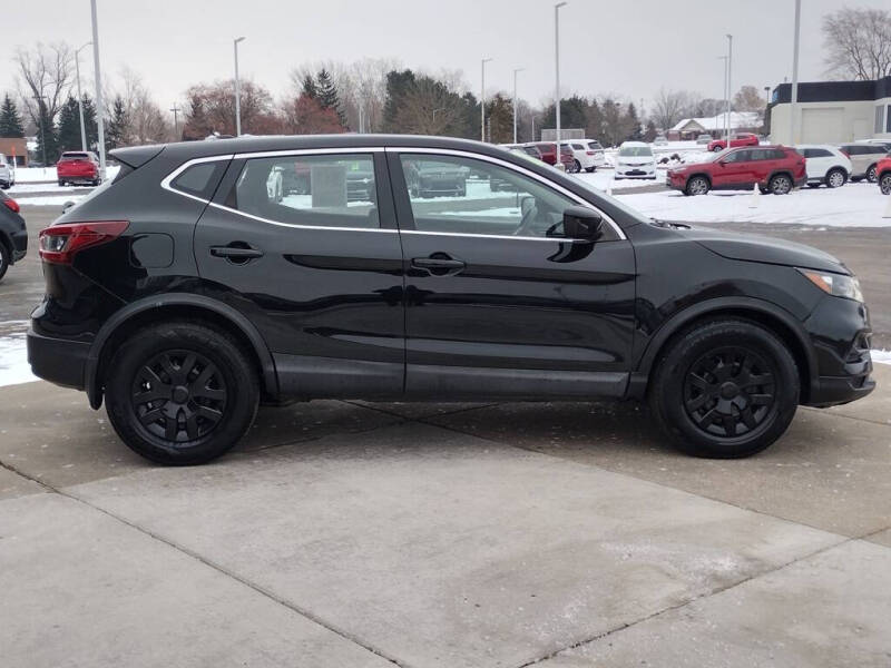 2020 Nissan Rogue Sport S