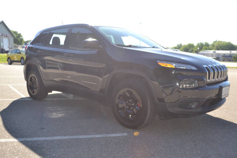 2015 Jeep Cherokee Sport
