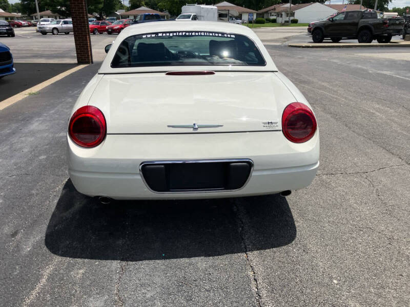 2002 Ford Thunderbird Deluxe
