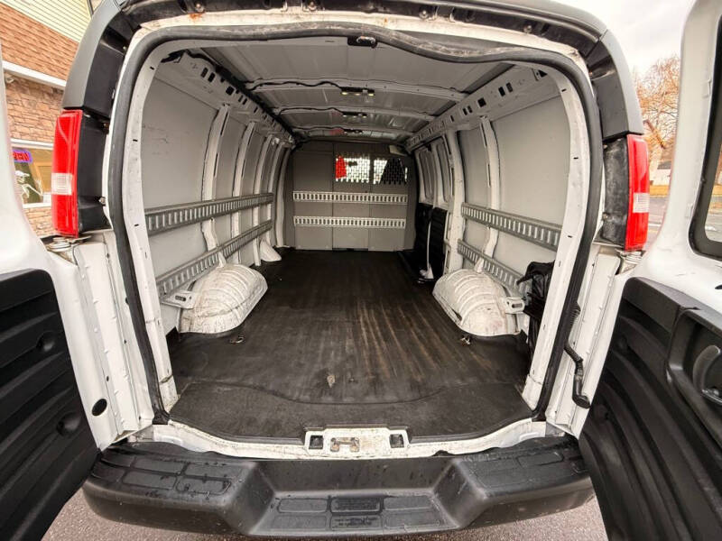 2020 Chevrolet Express 2500