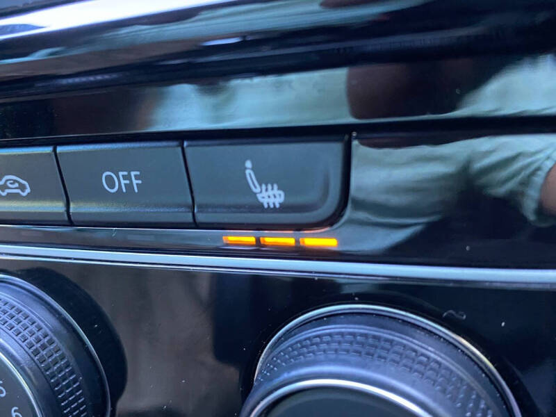 2018 Volkswagen Golf GTI S