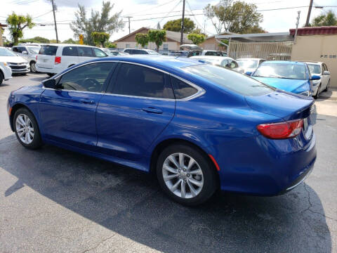 2015 Chrysler 200 Limited
