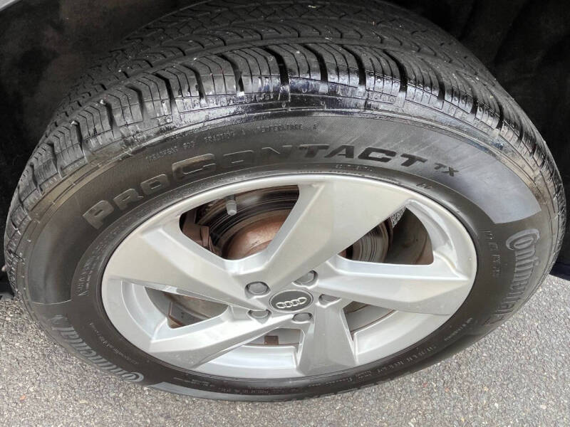 2020 Audi Q3 quattro Premium 45 TFSI