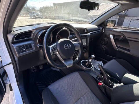 White 2014 Scion tC Base 2dr Coupe 6M 2