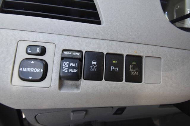 2014 Toyota Sienna XLE 8-Passenger