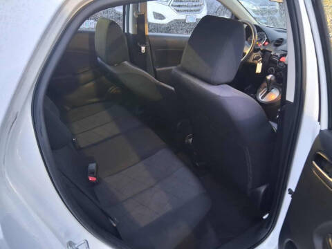 2013 Mazda MAZDA2 Sport