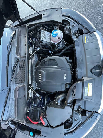 2018 Audi Q5 2.0T quattro Premium Plus