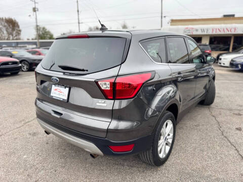 2019 Ford Escape SE