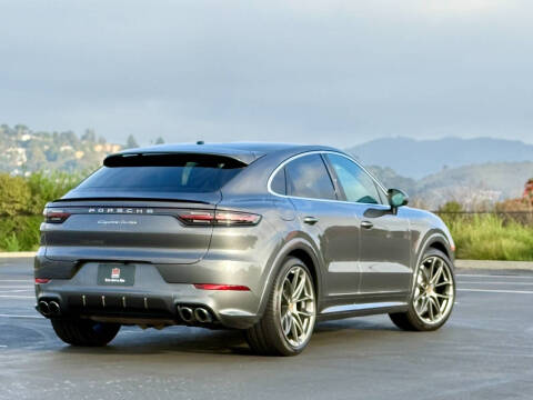 2020 Porsche Cayenne Turbo Coupe