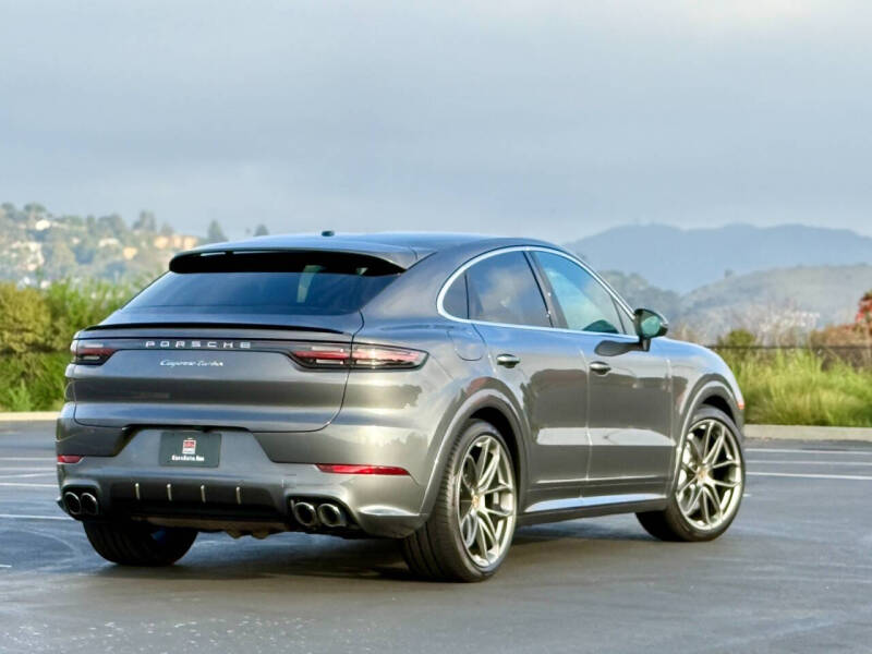 2020 Porsche Cayenne Turbo Coupe