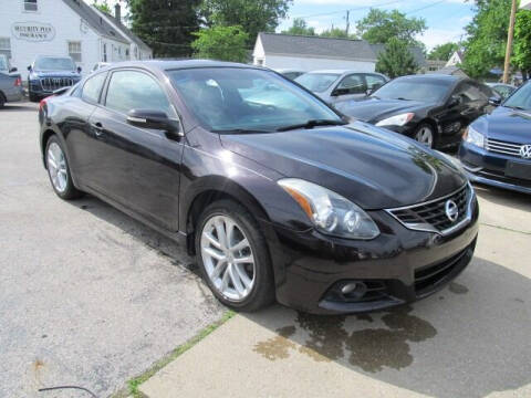 2011 Nissan Altima for sale at St. Mary Auto Sales in Hilliard OH