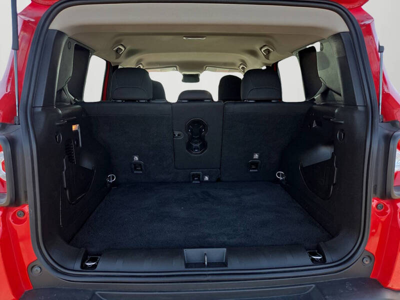 2022 Jeep Renegade Trailhawk