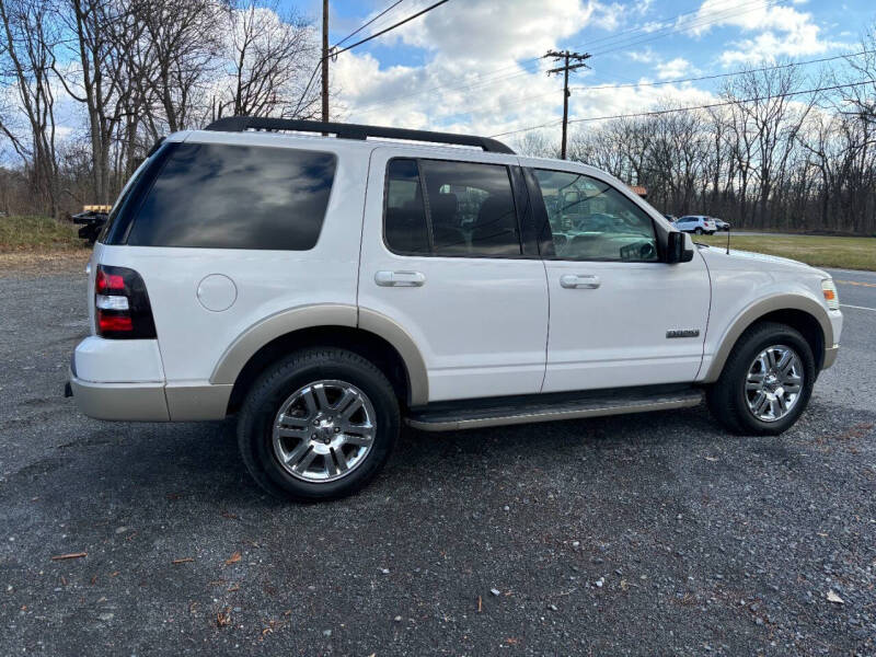 2008 Ford Explorer Eddie Bauer photo 11