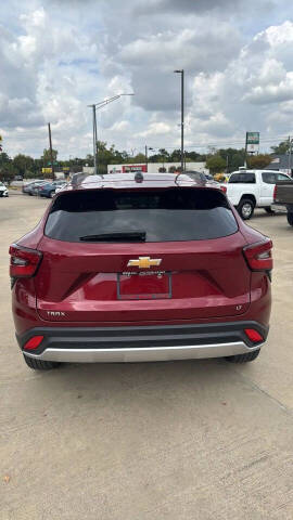 2025 Chevrolet Trax LT