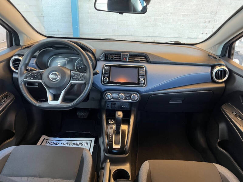 2023 Nissan Versa SV