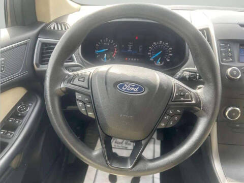 2019 Ford Edge SE