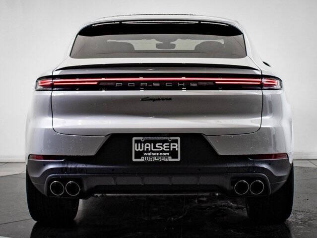 2025 Porsche Cayenne Coupe