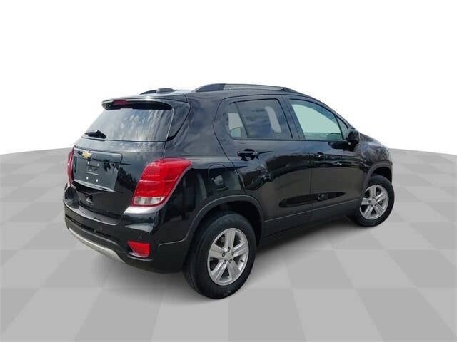 2022 Chevrolet Trax for sale at Bowman Auto Center in Clarkston, MI