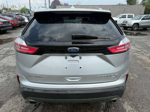 2019 Ford Edge Titanium