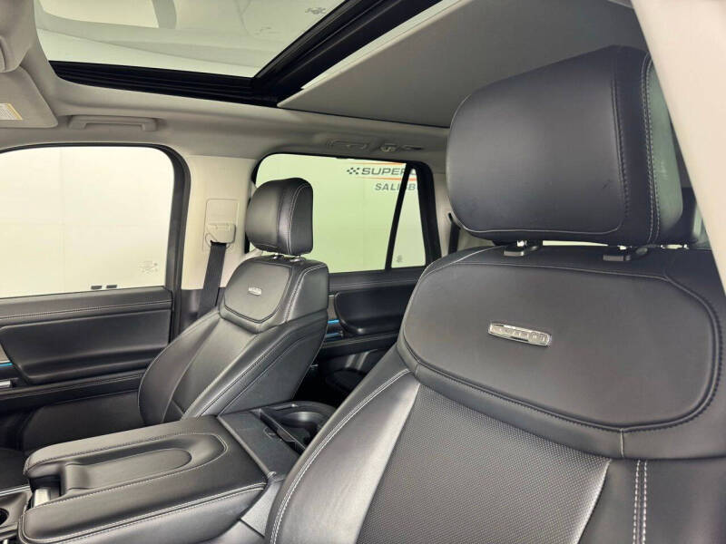 2025 Ford Expedition MAX Platinum