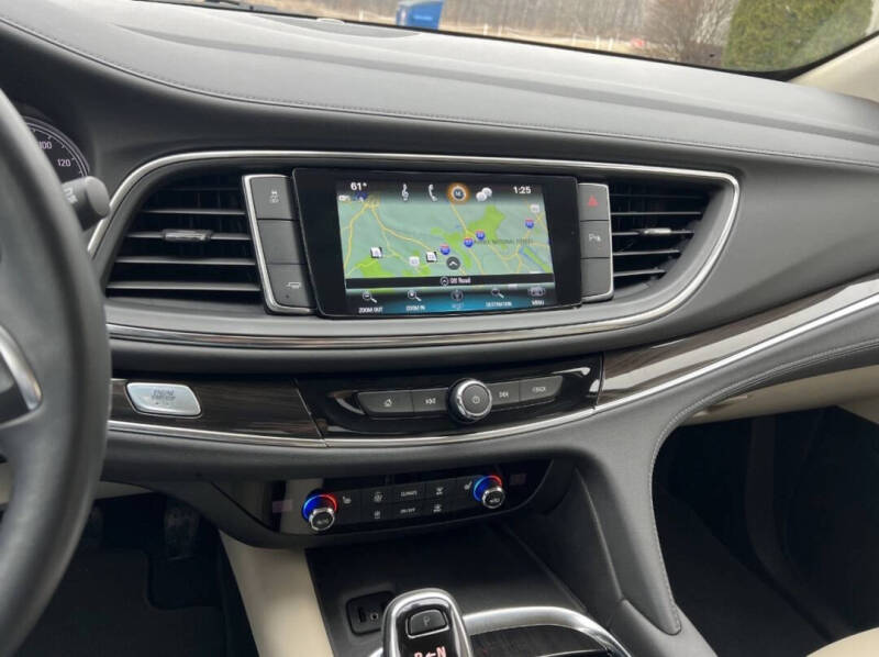 2018 Buick Enclave Essence