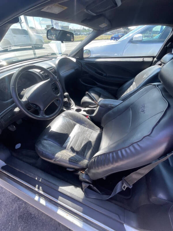2003 Ford Mustang
