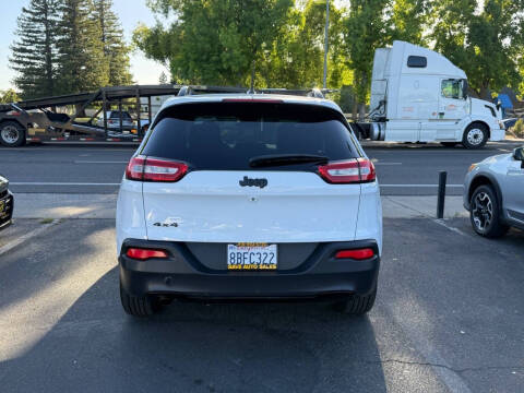 2018 Jeep Cherokee Latitude