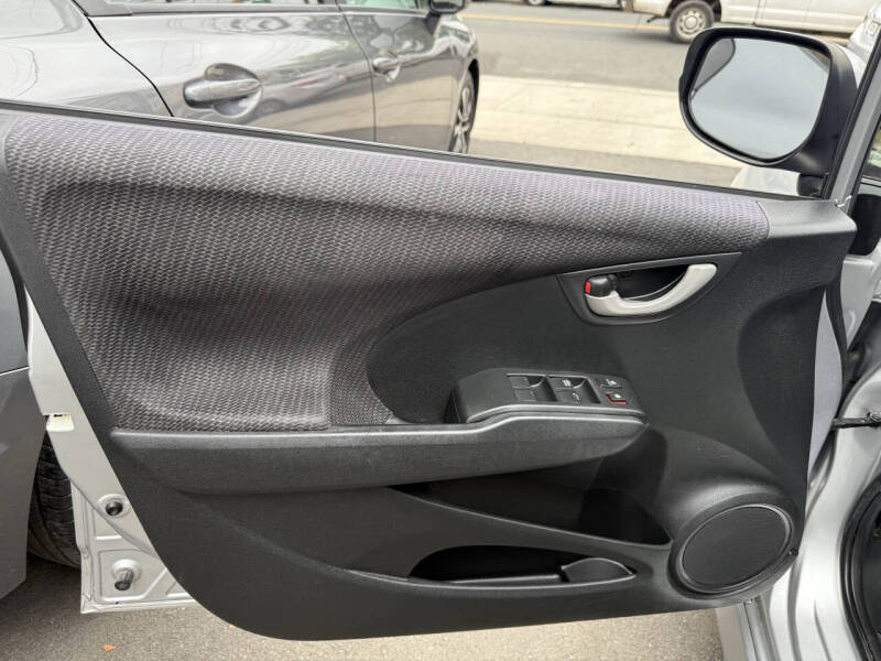 2012 Honda Fit Sport