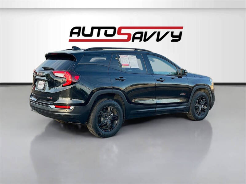 2024 GMC Terrain AT4