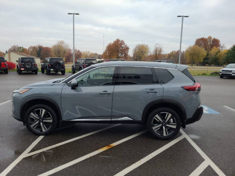 2023 Nissan Rogue SL