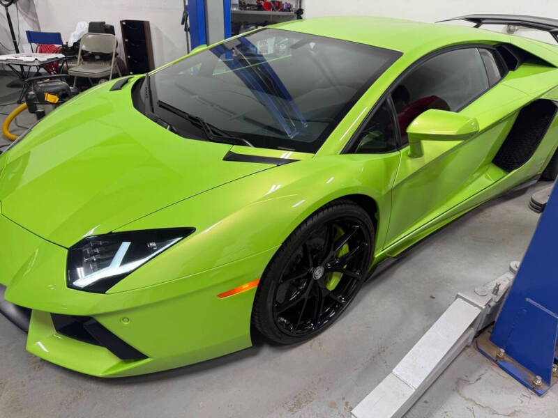 2012 Lamborghini Aventador LP 700-4