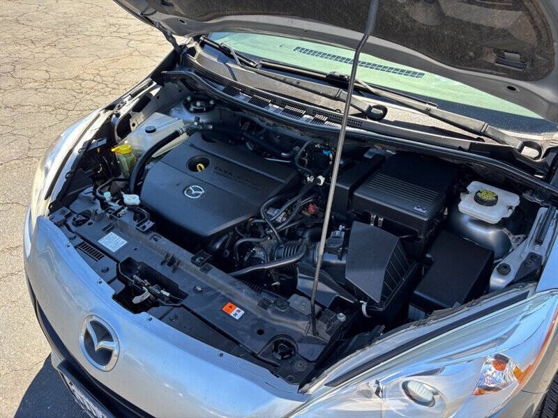 2012 Mazda MAZDA5 Sport