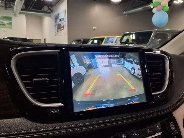 2024 Chrysler Pacifica Limited