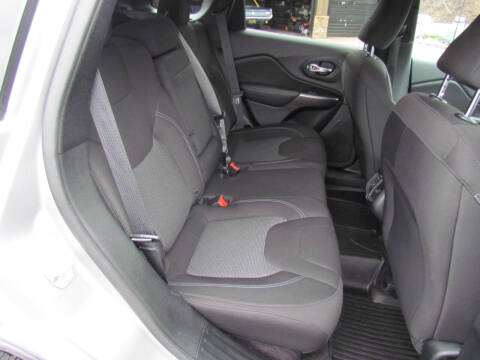 2019 Jeep Cherokee Latitude