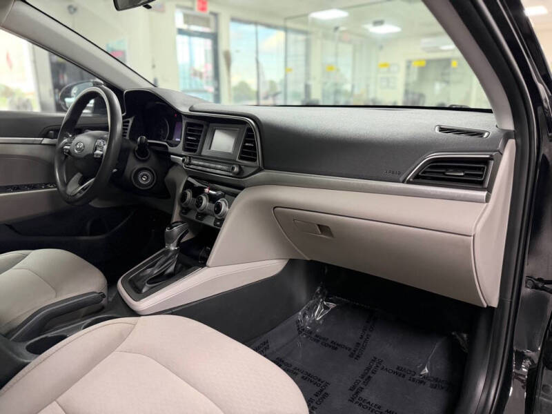2019 Hyundai Elantra