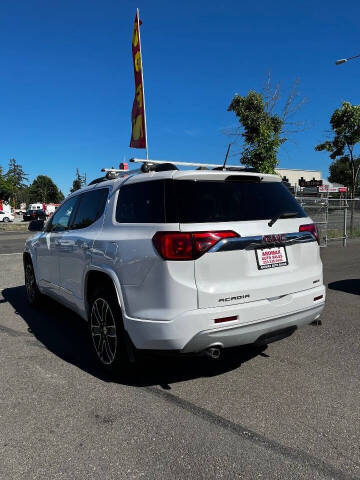 2018 GMC Acadia Denali