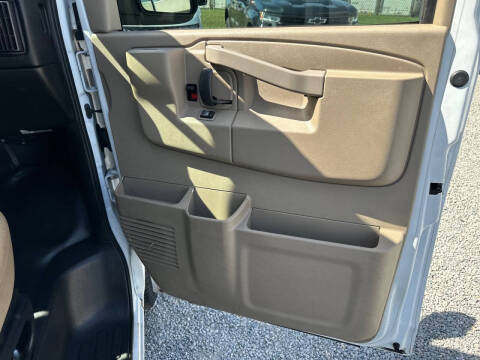 2017 Chevrolet Express 2500