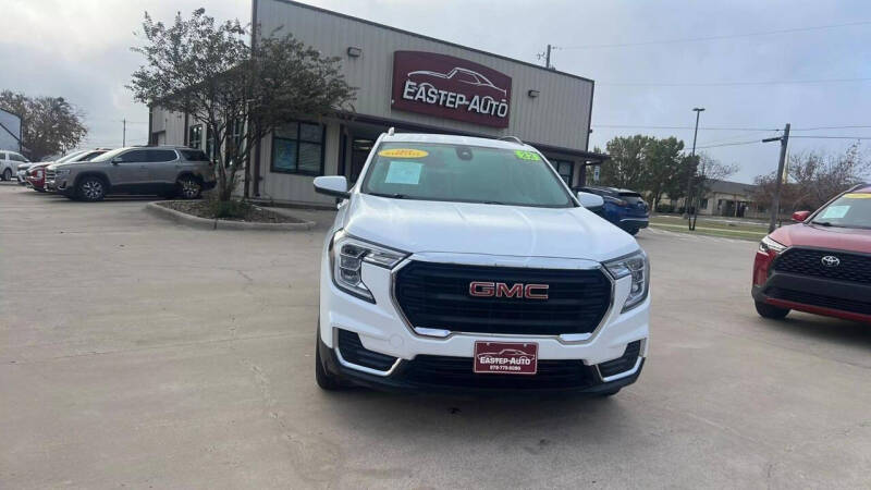 2022 GMC Terrain SLE photo 2