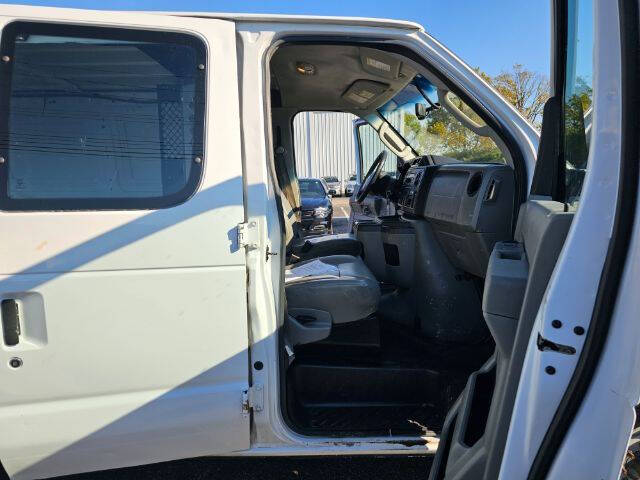 2014 Ford E-Series E-250