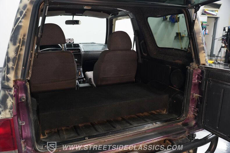 1996 GEO Tracker