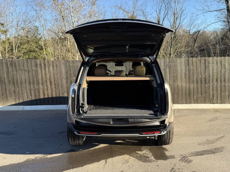 2025 Land Rover Range Rover P400 SE