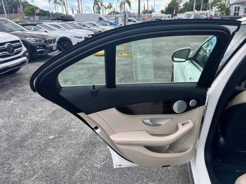 2021 Mercedes-Benz C-Class C 300