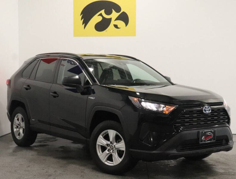 Used 2021 Toyota RAV4 LE with VIN 4T3LWRFVXMU040395 for sale in Iowa City, IA