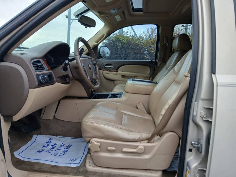 2012 Chevrolet Suburban LT