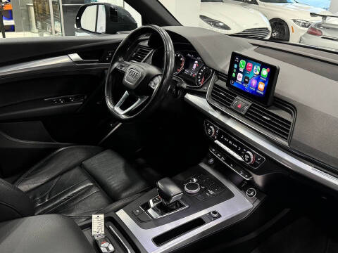 2020 Audi Q5 quattro Titanium Premium 45 TFSI