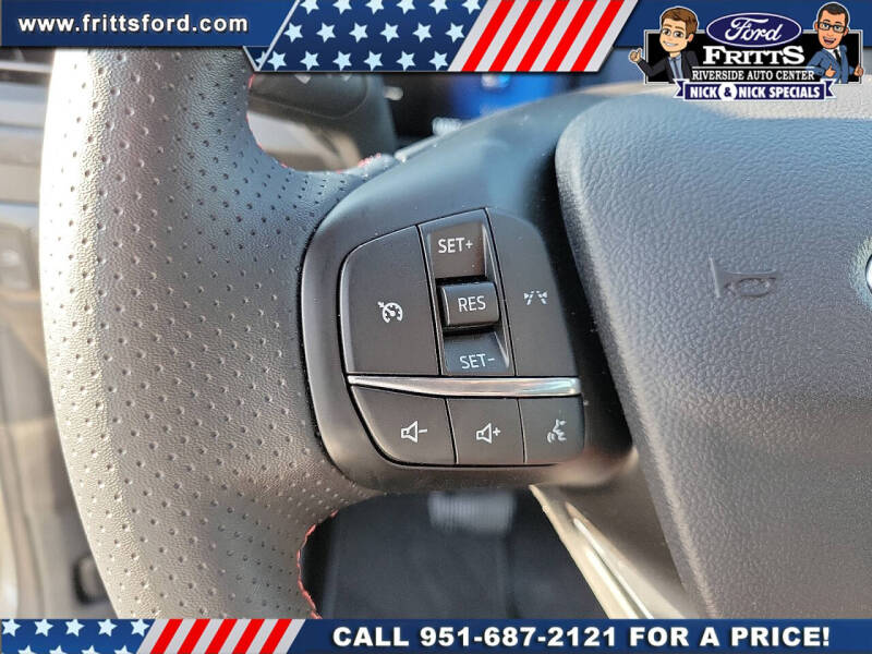 2025 Ford Escape Hybrid ST-Line