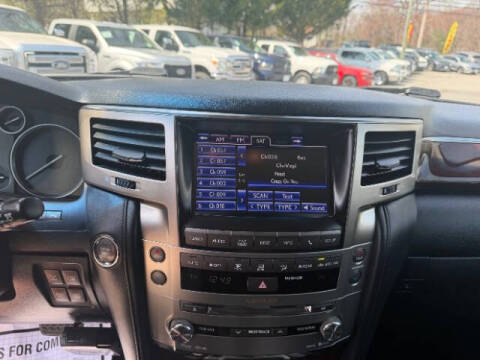2013 Lexus LX 570
